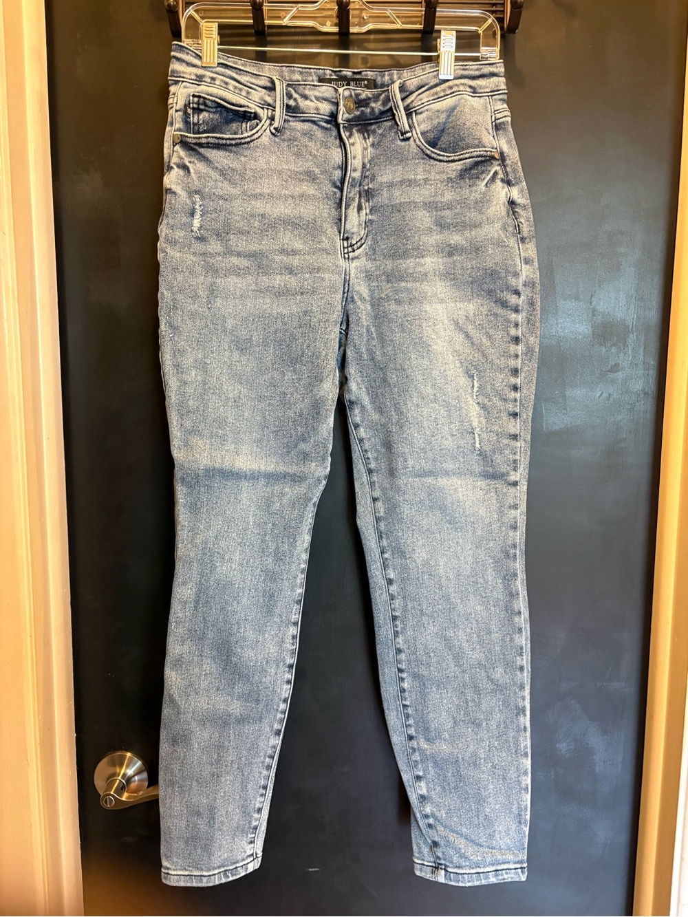 Judy Blue Women’s Jeans Slim/Skinny Fit Distressed Light Wash Size 7/28 JB88617